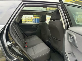 Toyota Auris Toyota Auris 1.8 Hybrid Lease - NAVI/XENON/PANO/CAMERA/NAP - afbeelding nr 15