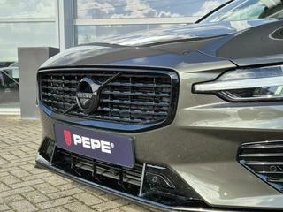 Volvo V60 Volvo V60 T6 Recharge AWD R-Design|PANO|HK|PILOT|TREKHAAK| - afbeelding nr 36