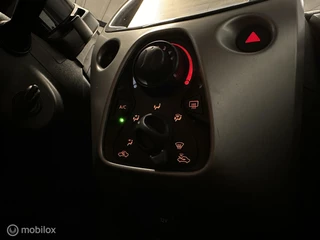Citroën C1 Citroen C1 1.0 e-VTi Selection - afbeelding nr 11