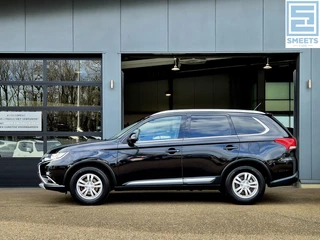 Mitsubishi Outlander Mitsubishi Outlander 2.0 Business |Trekh|Navi|Cam|Clima|Cruise - afbeelding nr 3