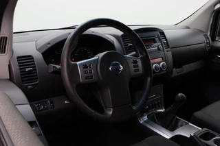 Nissan Navara Nissan Navara 2.5 dCi SE King Cab Climate, Camera, Cruise, Bluetooth, PDC, Trekhaak, 17'' - afbeelding nr 34