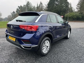 Volkswagen T-Roc Volkswagen T-Roc 116 pk TSI Style clima p sens camera - afbeelding nr 6