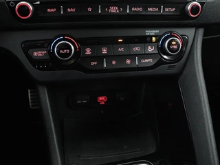 Kia Niro Kia Niro 1.6 GDi PHEV ExecutiveLine | Schuifdak |  Stoelventilatie | Leder | JBL Sound | Carplay | Stuur & achterbankverwarming | Adaptive cruise | Navigatie | Full LED | Keyless - afbeelding nr 34