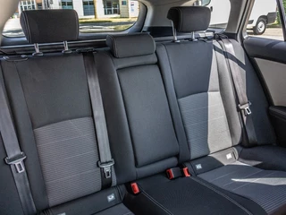 Toyota Avensis Toyota Avensis Touring Sports 1.8 VVT-i Bus. Pro - afbeelding nr 17