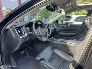 Volvo XC60 Volvo XC60 2.0 B4 / Schuifdak / Leder / Luxe - afbeelding nr 23