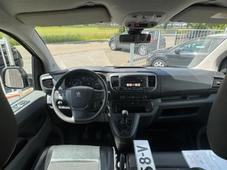 Peugeot Expert Peugeot Expert 2.0 BlueHDI 120 Standard Premium TREKHAAK / PDC V+A / CAMERA / NAVI / CARPLAY / SIDEBARS / CRUISE / 4-RIJMODUSSEN - afbeelding nr 2