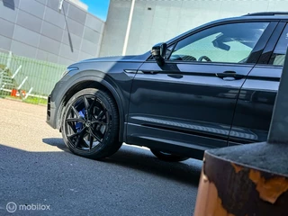 Volkswagen Tiguan Volkswagen Tiguan 2.0 TSI R 4 Motion 320pk |Pano |Leder |HUD - afbeelding nr 18