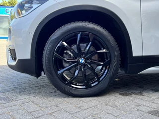 BMW X1 BMW X1 sDrive18i Centennial High Executive - afbeelding nr 27