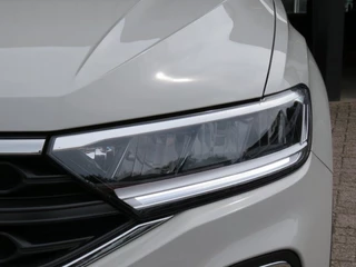 Volkswagen T-Roc Volkswagen T-Roc 1.5 TSI 150pk DSG-aut. LIFE BNS / Navi / Trekhaak afn.baar / Stoelverw. / FABRIEKS garantie - afbeelding nr 47