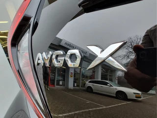 Toyota Aygo Navi | Keyless | JBL Audio | Stoelverwarming - afbeelding nr 33