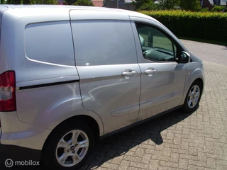 Ford Transit Courier Ford Transit Courier 1.5 TDCI Limited Duratorq S&S - afbeelding nr 3