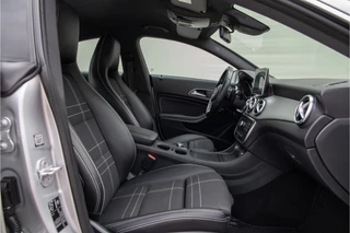 Mercedes-Benz CLA Mercedes-Benz CLA 180 Ambition Aut7 Navi, Stoelverwarming, 2015 - afbeelding nr 9