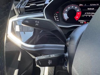 Audi Q3 Airco/Lichtmetalen velgen/Parkeersensoren - afbeelding nr 18