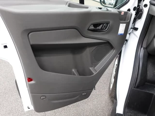 Ford Transit Ford Transit 310 2.0 TDCI L2H2 Trend Automaat Airco Navigatie Bluetooth Camera Cruise Control Trekhaak - afbeelding nr 15