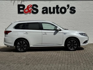 Mitsubishi Outlander Mitsubishi Outlander 2.0 PHEV Executive Edition Camera Navigatie systeem Cruise Led verlichting - afbeelding nr 16