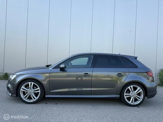 Audi A3 Audi A3 Sportback 1.5 TFSI CoD Sport S Line Edition - afbeelding nr 2