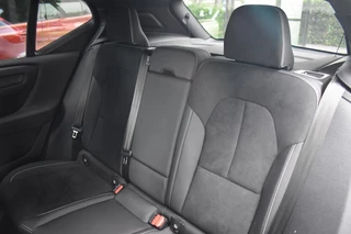 Volvo XC40 Volvo XC40 Extended Range Plus 252pk/82kWh | Climate | Trekhaak | Extra get - afbeelding nr 13