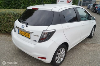 Toyota Yaris Toyota Yaris 1.5 Full Hybrid Aspiration dealeronderhouden. - afbeelding nr 5