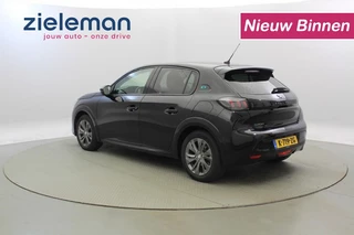 Peugeot e-208 Peugeot e-208 e-208 EV Allure 50 kWh - Digital Cockpit, Carplay, Half Leer, Camera - afbeelding nr 2