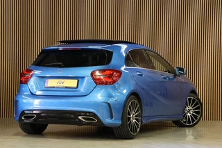 Mercedes-Benz A-Klasse Mercedes-Benz A-Klasse 180 AMG | Panoramadak | CarPlay | Camera | Dodehoekdetectie | Stoelverwarming | PDC V+A | Alcantara/Lederen bekleding | LED Koplampen | Command Online | Dealer onderhouden | Nieuwe APK - afbeelding nr 4
