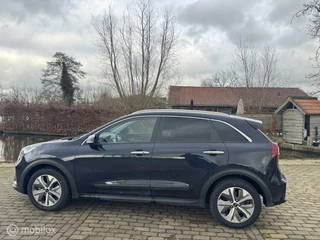 Kia e-Niro Kia e-Niro ExecutiveLine 64 kWh | Soh 100% | Leder | Jbl - afbeelding nr 4