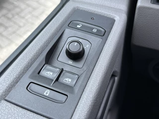 Volkswagen Transporter Volkswagen Transporter Dubbele cabine | Nieuw model | Trekhaak | Carplay | Navi | Cruise | Airco | LM velgen - afbeelding nr 16