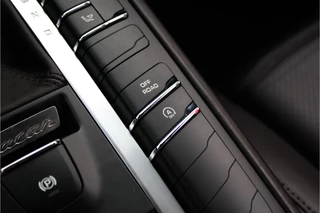 Porsche Macan Dealer o.h. | Pano | Vol! VAN €36950,- VOOR €34999,- - afbeelding nr 32
