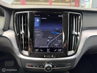 Volvo V60 Volvo V60 2.0 T6 Recharge AWD R-Design / Carplay - afbeelding nr 14