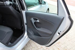 Volkswagen Polo Volkswagen Polo 1.0 Comfortline - afbeelding nr 19