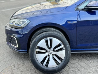 Volkswagen Golf Volkswagen Golf 1.4 TSI GTE Adaptive cruise Pano Digital dash Stoel vw Lane assist Trekhaak Voloptie - afbeelding nr 39