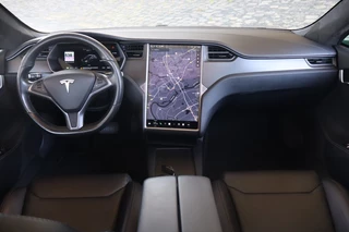 Tesla Model S Tesla Model S 75D | Geen import | Black on Black | Schuifdak | Luchtvering | A - afbeelding nr 3