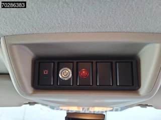 Ford Transit Ford Transit 130pk L2H1 LED Trekhaak Airco Cruise Parkeersensoren Imperiaal Euro6 L2 7m3 Airco Trekhaak Cruise control - afbeelding nr 17