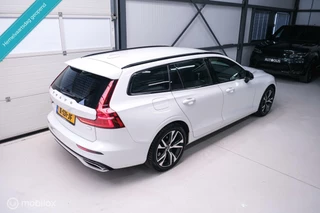Volvo V60 Volvo V60 2.0 T8 Recharge AWD R-Design | NL auto | DAB+ | CarPlay | Adaptive | Blis | Rijklaar | - afbeelding nr 57