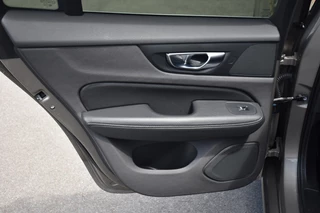 Volvo V60 Volvo V60 T4 Polestar 210pk Inscription | Audio & Park Assist & Climate - afbeelding nr 16