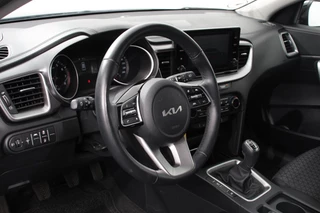 Kia Ceed Sportswagon Kia Ceed Sportswagon 1.0 T-GDi Prestige | Navigatie | Apple Carplay / Android Auto | Climate Control | Cruise Control | Camera | Dab | Lichtmetalen Velgen | Lane Assist | Privacy Glass | - afbeelding nr 11