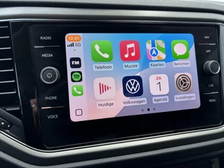 Volkswagen T-Roc Volkswagen T-Roc 1.0 TSI Style | Carplay | Navi | PDC | LM-Velgen - afbeelding nr 17