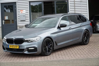 BMW 5 Serie BMW 5-serie Touring 530i High Executive PANO - afbeelding nr 3