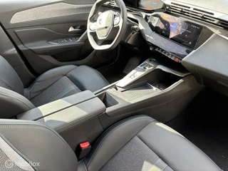 Peugeot 308 Peugeot 308 1.2 PureTech Allure130 PK EAT8 connect vision assist | Falgo stoelen |stuurverwarming | navigatie wide screen new dash - afbeelding nr 56