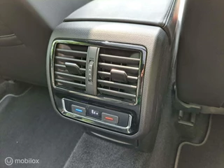 Volkswagen Passat Volkswagen Passat Variant 1.4 TSI PHEV GTE|Pano|Trekhaak|Leder - afbeelding nr 35