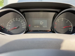 Peugeot 308 Peugeot 308 SW 1.6 BlueHDI Blue Lease Executive Pack Panodak,Camera,Navi,6 Bak,120pk,Pdc V+A,Dealer Onderhouden,Nieuwe Distributie,Apk tot 10-2025 - afbeelding nr 19