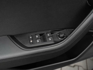 Škoda Superb Skoda Superb Combi 1.4 TSI iV 218pk Laurin & Klement | Leder | Travel Assist | 360 Camera | Stoelventilatie - afbeelding nr 57