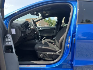Ford Focus Ford Focus 1.0 EcoBoost Hybrid ST Line 125 Pk | Achteruitrijcamera | Keyless | Led Koplampen | Dual Climate Control | - afbeelding nr 12