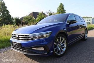 Volkswagen Passat Volkswagen Passat Variant 2.0 TSI 4Motion  / R-Line / Pano - afbeelding nr 31