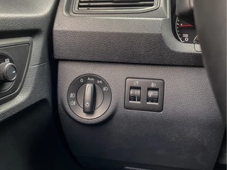 Volkswagen Caddy | BI-XENON | NAVI | ADAPTIVE | VOORRUIT VERWARMING | LEDER | - afbeelding nr 44