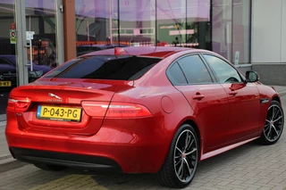 Jaguar XE Jaguar XE 2.0 R-Sport | 200PK | El. Stoelen | Camera | Afneembare trekhaak - afbeelding nr 7