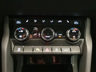 Škoda Karoq Škoda Karoq 1.0 TSI 110pk Business Edition Camera, Cruise control, Winterpakket - afbeelding nr 13