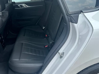 BMW i4 BMW I4 EDrive40 84 kWh M Sport 50 Jahre 5d PANO - afbeelding nr 38