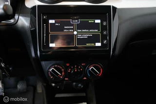 Suzuki Swift Suzuki Swift 1.2 CARPLAY-NAVI-CAMERA-TREKHAAK - afbeelding nr 18