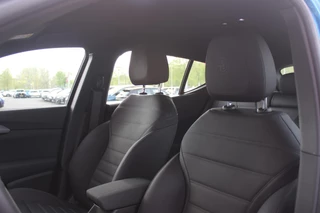 Alfa Romeo Tonale Alfa Romeo Tonale 1.5T 160PK AUTOMAAT Hybrid Ti | NIEUWE AUTO! | ELEKTRISCH BEDIENBARE VOORSTOELEN MET GEHEUGENFUNCTIE | HARMAN EN KARDON AUDIO | FULL LED KOPLAMPEN | 18