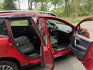 Peugeot 2008 Peugeot 2008 1.2 PureT. Blue Lion airco navi pano - afbeelding nr 46